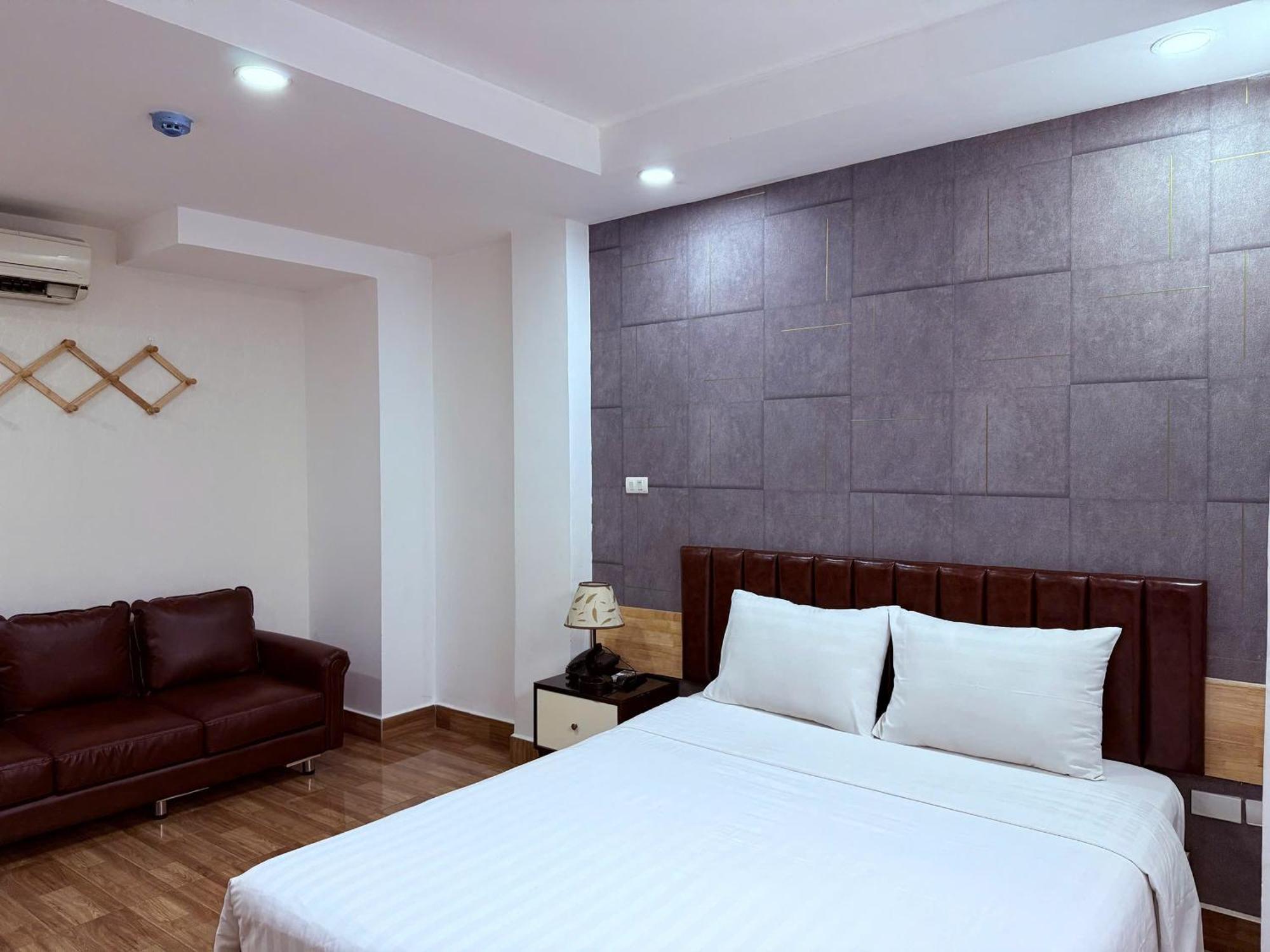 Holiday Suites Hotel & Spa Hanoi Exterior foto